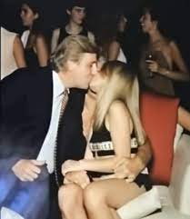 Viral “party couch” photos claiming to show TRUMP and EPSTEIN are fabricated
